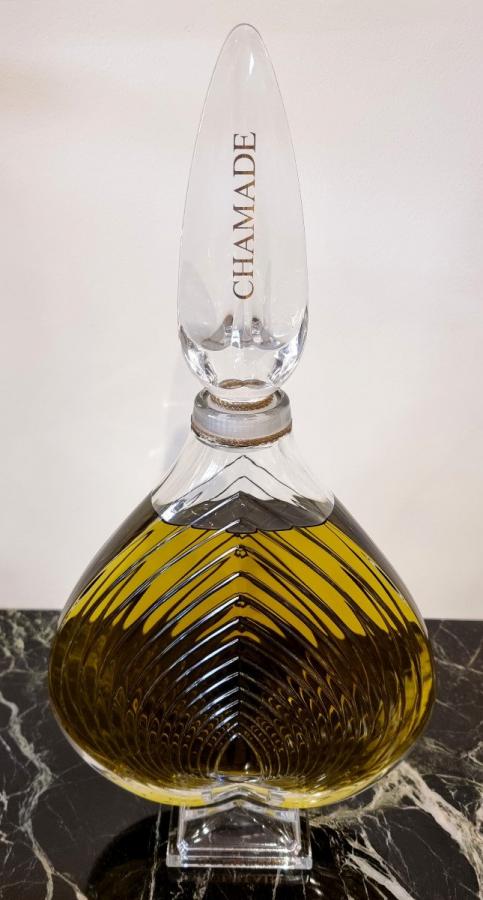 Guerlain Chamade Giant Bottle , More Informations...