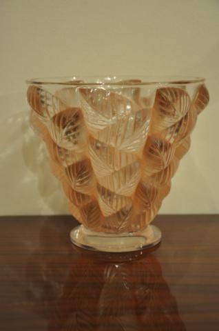 MARC LALIQUE GLASS VASE MOISSAC VARIANT, More Informations...