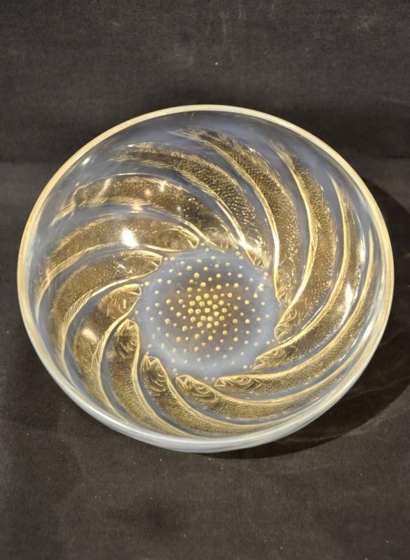 RenÃ© LALIQUE  OPALESCENT GLASS BOWL POISSONS NÂ°1 Art DÃ©co 1921, More Informations...