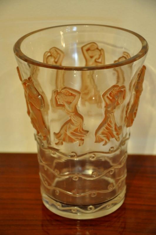 RenÃ© LALIQUE VASE DANSEUSES ART DECO 1938, More Informations...