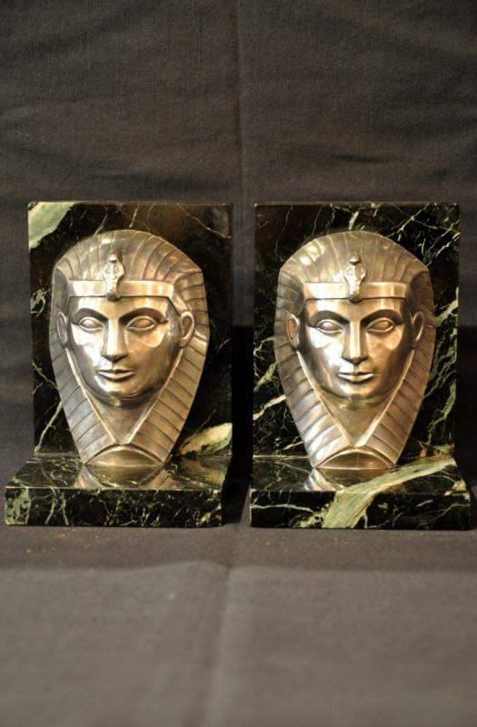 C . CHARLES PAIR OF BOOKENDS BRONZE ART DECO 1930, More Informations...