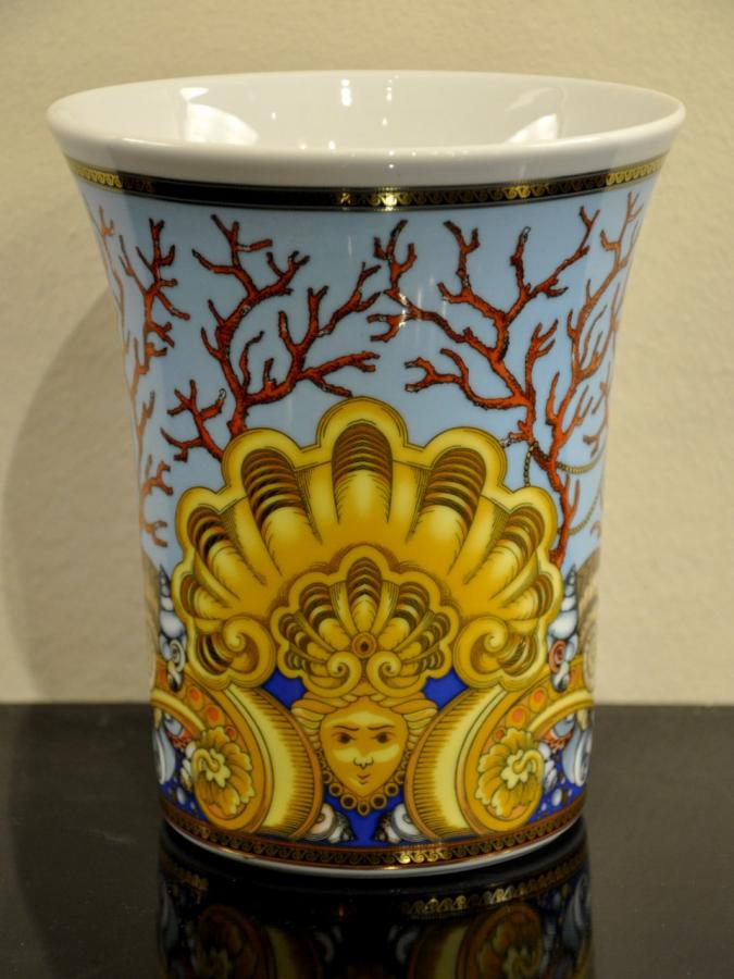 VERSACE & ROSENTHAL Vase Porcelain Les TrÃ©sors de la Mer , More Informations...