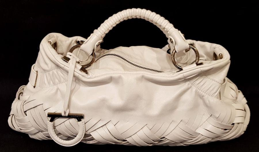 FERRAGAMO SAC CUIR BLANC, Plus d'infos...