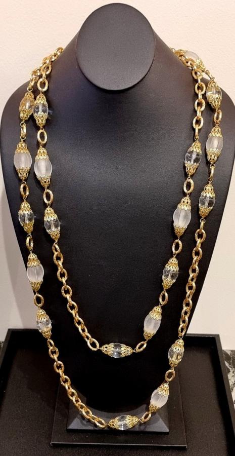 Chanel Long Necklace Gold Plated & Glass Pearls , More Informations...