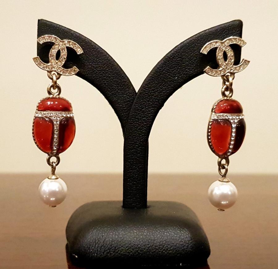 Chanel Paris Pair Of Scarab Earrings , More Informations...