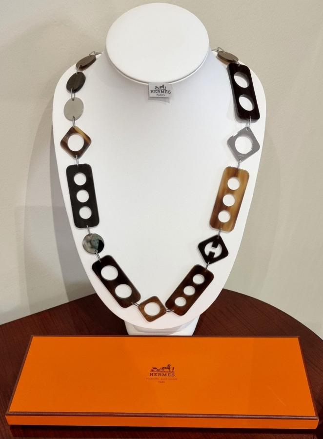 HermÃ¨s Paris Long Necklace Horn And Palladium Silver Metal , More Informations...
