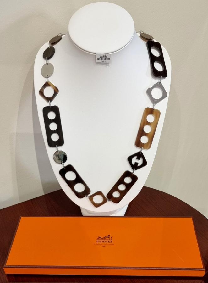 Hermès Paris Long Necklace Horn And Palladium Silver Metal , More Informations...