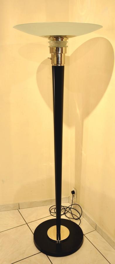 Floor Lamp Black Lacquer, Chrome & Glass Design 1970 , More Informations...