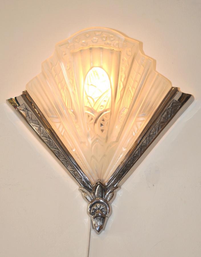 Frontisi Pair of Sconces Art Deco 1930, More Informations...