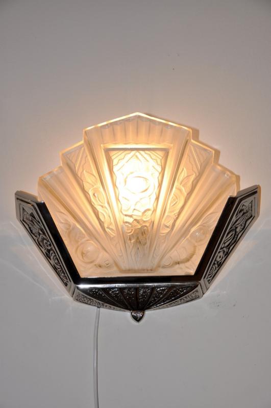 VERERIE DES HANOTS VERLYS PAIR OF SCONCES ART DECO, More Informations...