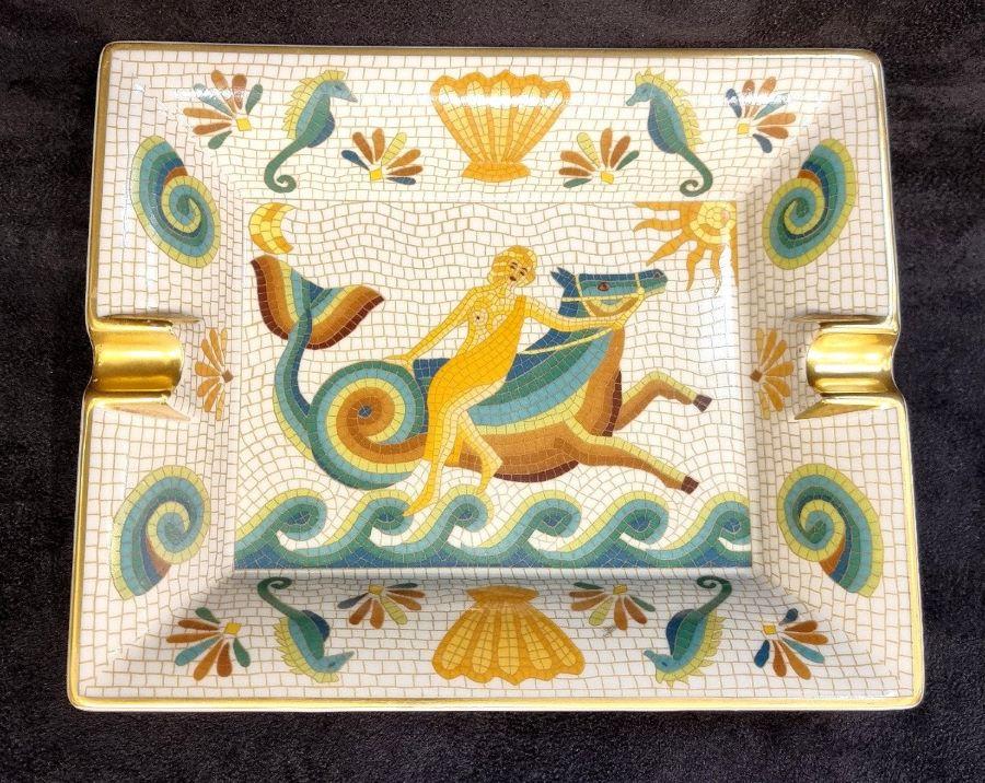 HermÃ¨s Paris Rare Cendrier Vide Poches En Porcelaine De Limoges , Plus d'infos...