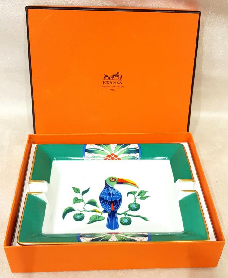 HermÃ¨s Toucans  Vide Poches cendrier Porcelaine , Plus d'infos...