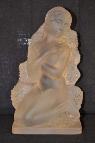 LALIQUE RenÃ©  GLASS FIGURE , STATUETTE HIVER , More Informations...