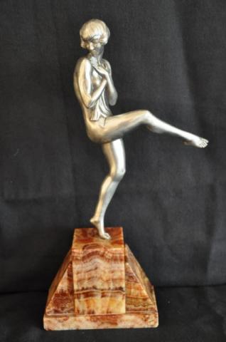 LE FAGUAYS  BRONZE  FIGURE ART DECO, More Informations...