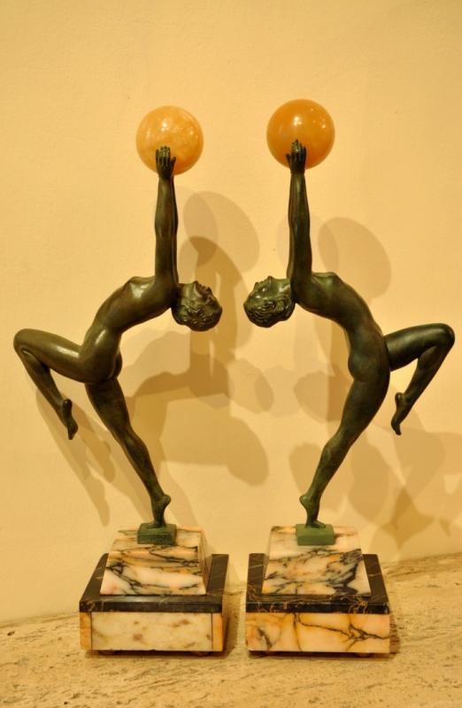 MAX LE VERRIER ' JEU ' PAIRE DE SCULPTURES ART DECO 1930, Plus d'infos...