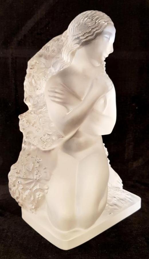 Lalique Statuette Hiver Surtout Saisons Circa 1960